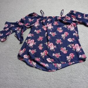 Women's size large floral beautiful blouse